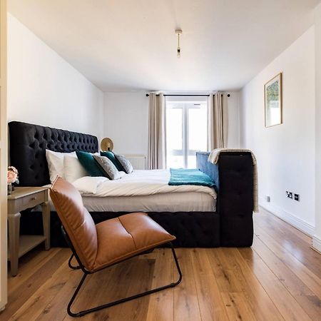 Wild Roses Service Apartments - East India Λονδίνο Εξωτερικό φωτογραφία
