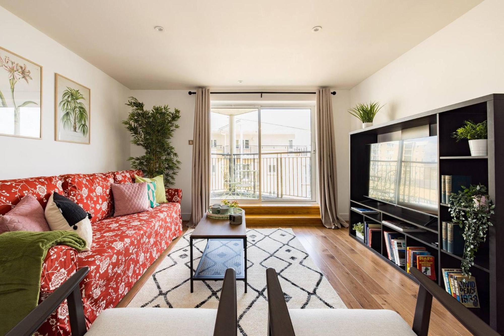 Wild Roses Service Apartments - East India Λονδίνο Εξωτερικό φωτογραφία