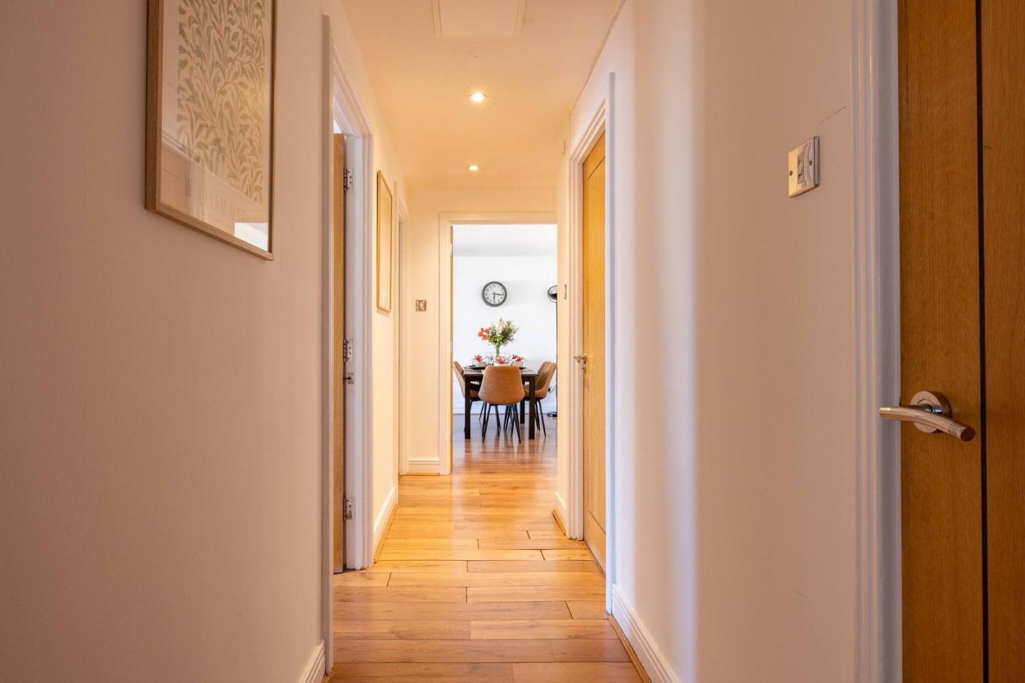 Wild Roses Service Apartments - East India Λονδίνο Εξωτερικό φωτογραφία