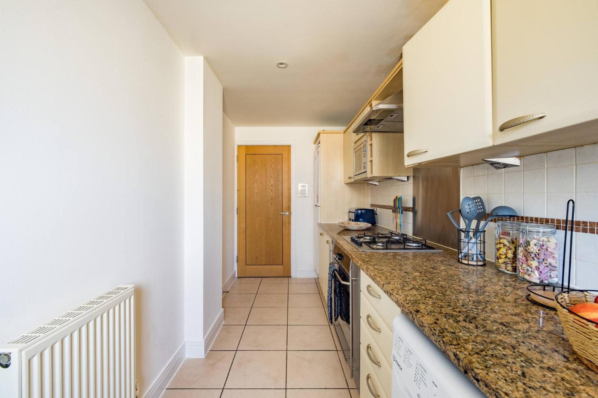 Wild Roses Service Apartments - East India Λονδίνο Εξωτερικό φωτογραφία